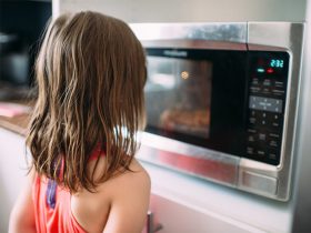 Things to consider while buying the best microwave oven