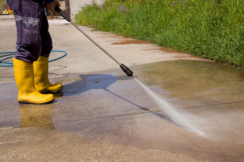 driveway pressure washing